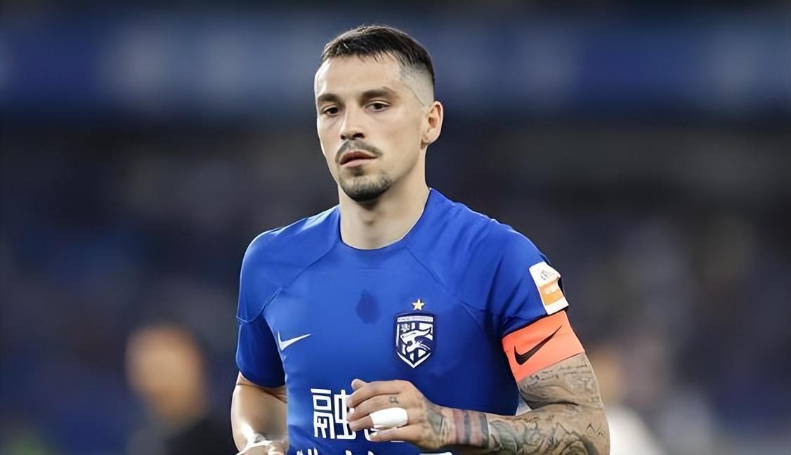 星空体育娱乐-斯坦丘何时加盟大连英博？俱乐部老板儿子给出四字回应，引发热议